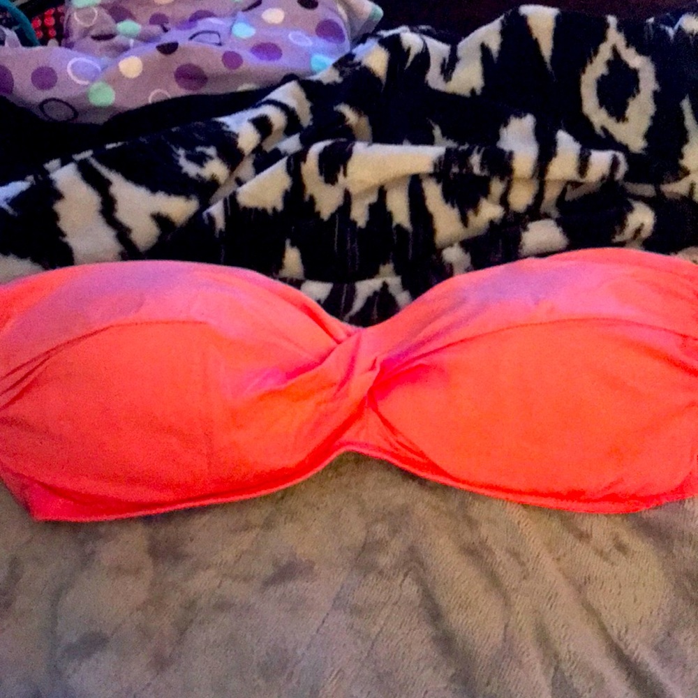 Bikini top